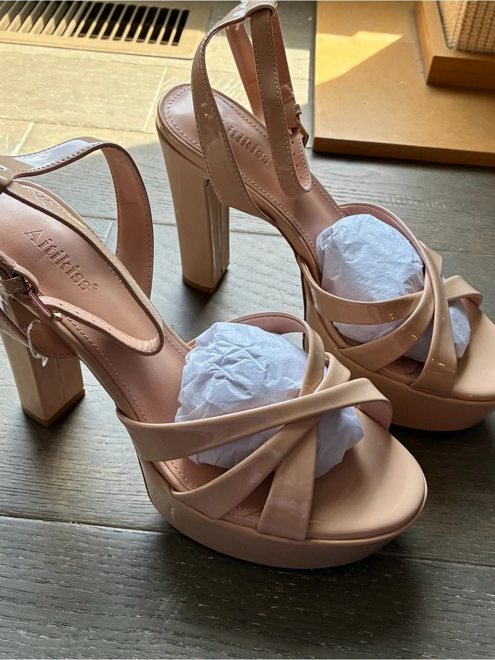 Platform chunky Block Heel Sandals - tan Patent